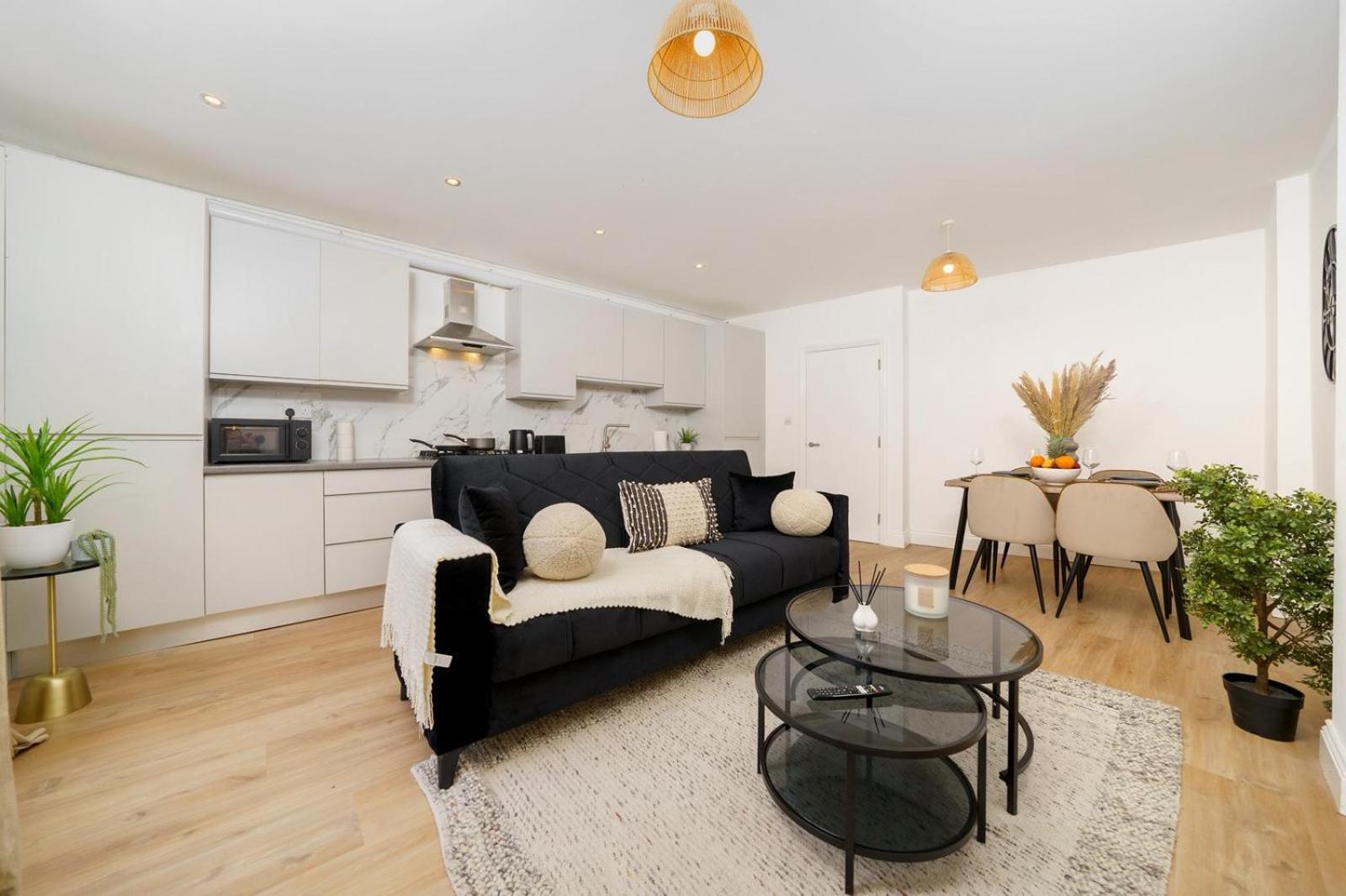 Stylish 2br Sleeps 6